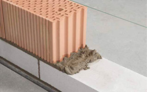 Posa del mattone Ytong: leggero e semplice da sagomare