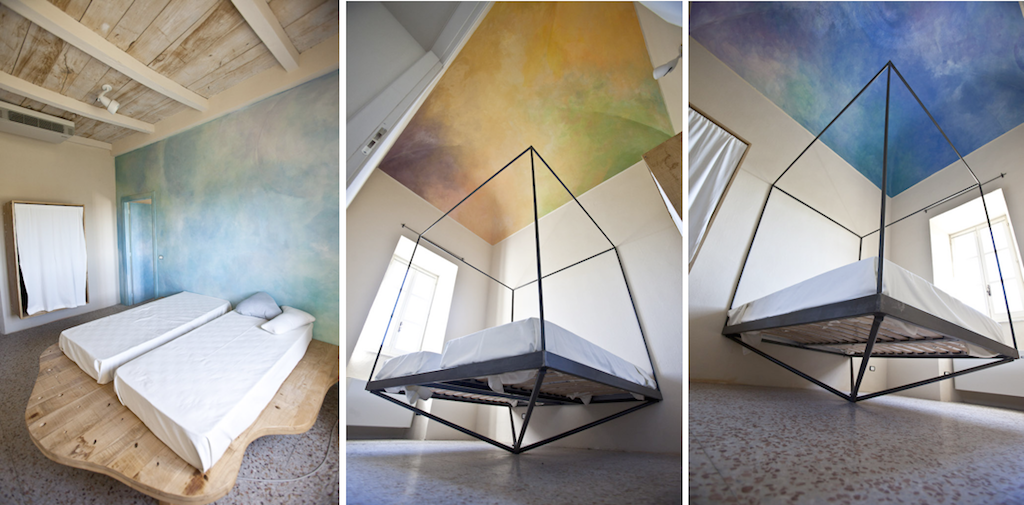 Tre delle sei camere famigliari (foto di Andrea Guido)