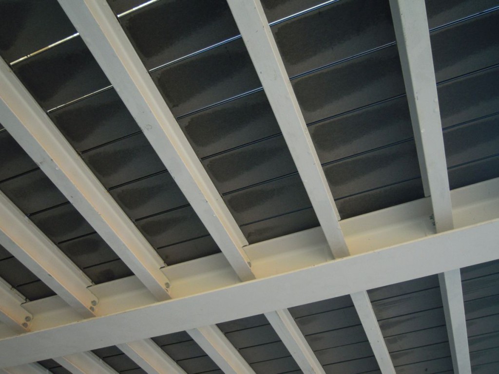 Travi del soppalco e del terrazzo.