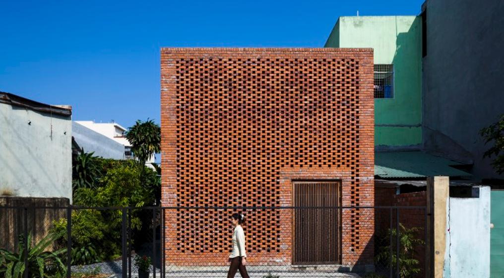 Tropical Space: Termitary House (foto Oki Hiroyuki)