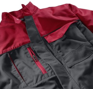 La linea di abbigliamento da lavoro Mewa Dynamic Costruct.