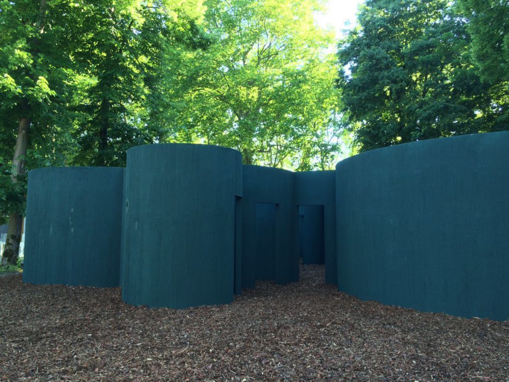 La spettacolare costruzione resa possibile dalla lavorabilità dei sistemi Aquapanel Outdoor di Knauf.