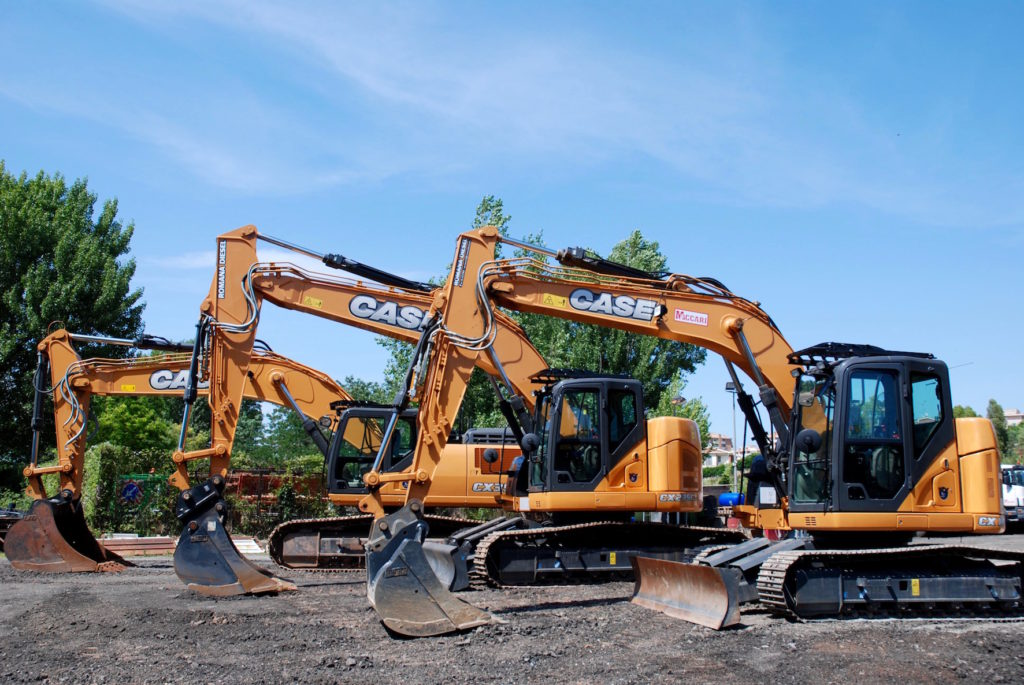 I tre escavatori Case di Maccari Scavi srl.
