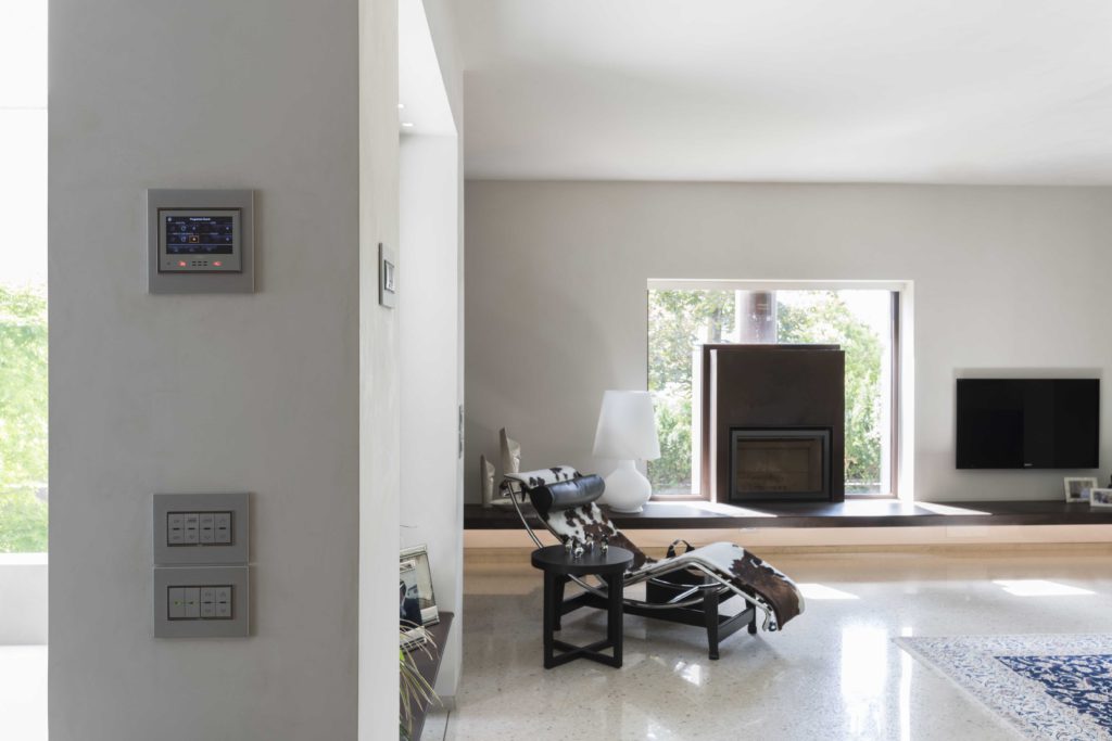 Le immagini riprese vengono registrate e possono essere visionate anche in diretta con uno smartphone.