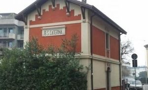 Bergamo: fermata ferroviaria Santa Caterina.