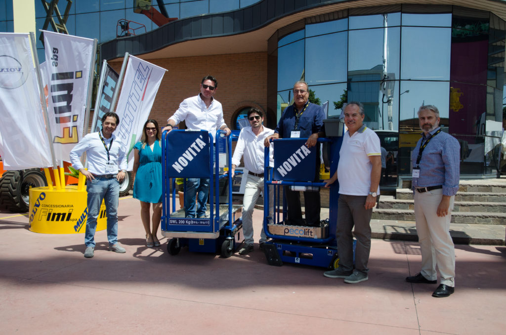 Nicola Pontini e Roberto Marangoni (Jlg Italia), Antonio Biallo e Luca Genovese (Fimi spa).