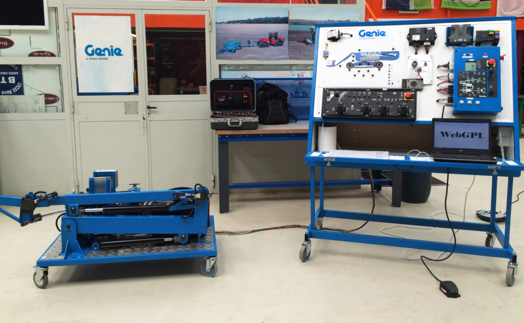 Il simulatore sarà operativo entro ottobre di quest’anno e verrà inviato al Centro europeo di distribuzione Genie (Edc) di Roosendaal (Olanda), dove sarà utilizzato dal team di formatori Genie come parte integrante dei loro programmi di formazione tecnica.