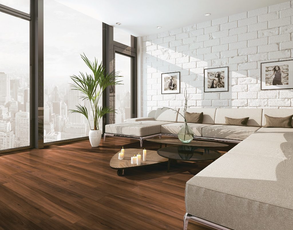 Collezione Cisa Atelier nella colorazione Cherry. (foto Ceramiche Ricchetti)