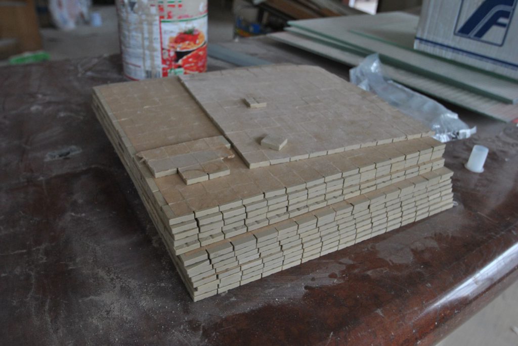 Recupero del rivestimento a mosaico proveniente dal magazzino ex sanatorio.