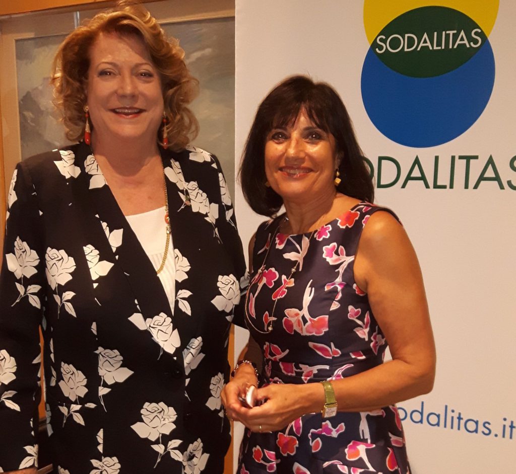 Da sinistra a destra: Diana Bracco e Adriana Spazzoli, foto di Mapei