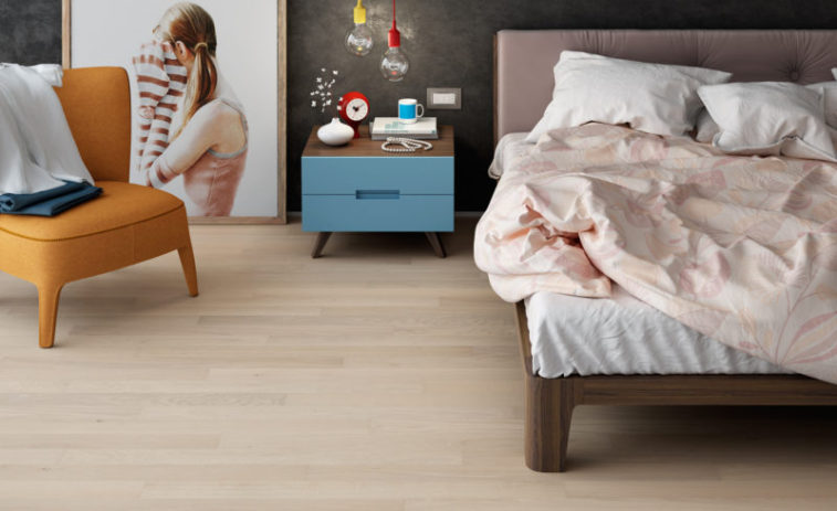 Collezione Dream 90, articolo Rovere Sbiancato Design con superficie spazzolata e rifinita con vernice opaca. (Foto Woodco)