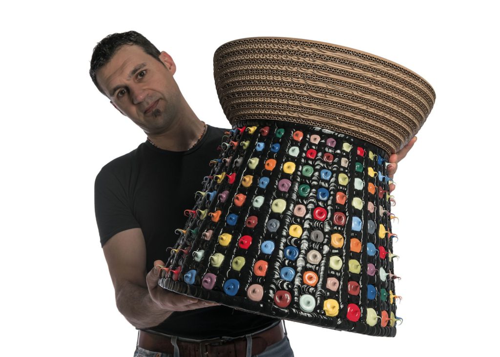 Luca Moretto, l'artista che crea opere con il silicone Mungo