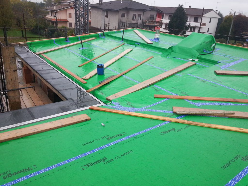 Membrana impermeabilizzante e traspirante.