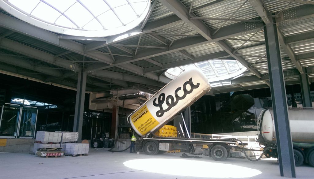 Lavori di restyling all'aeroporto di Milano Malpensa (foto Laterlite)