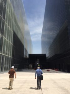 particolare-della-caditoia-a-fessura-montata-su-canale-aco-multiline-v200_img_0877