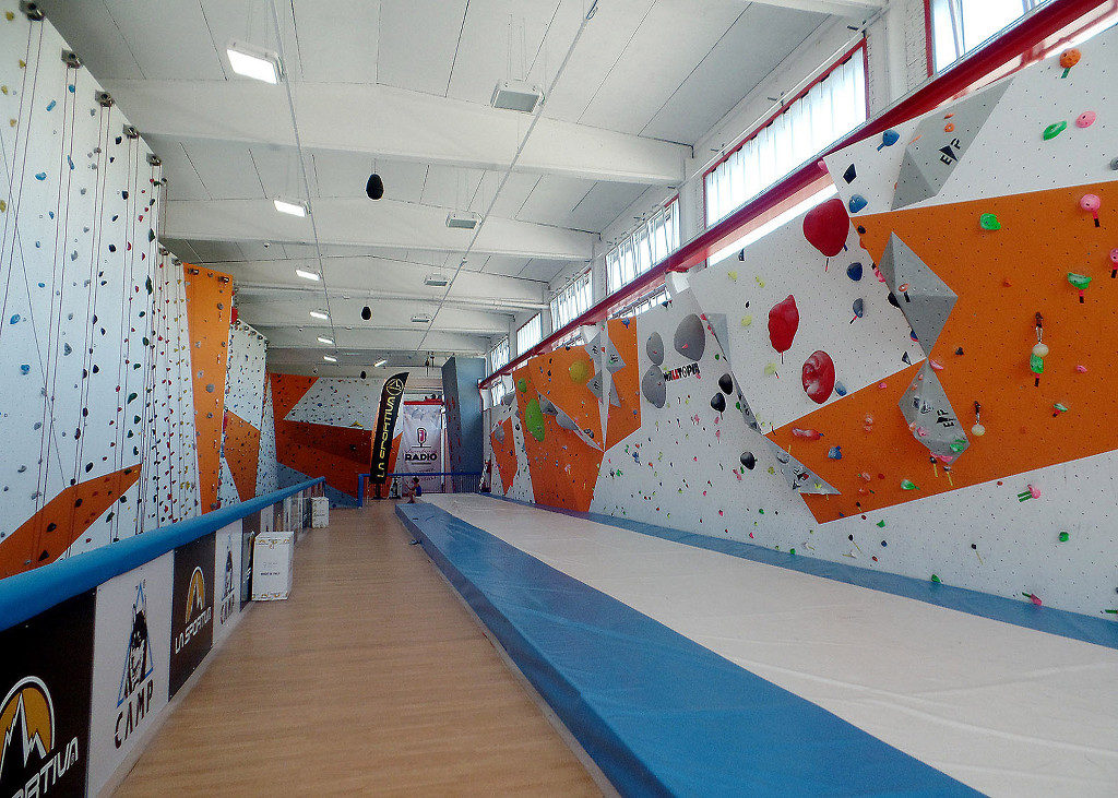 Interno palestra New Rock (foto Ursa)