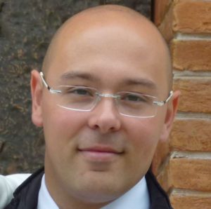 Ing. Ennio Casagrande | Libero professionista e autore di diverse pubblicazioni, si occupa di progettazione strutturale, rischio sismico, cantieristica e collabora attivamente con la società Casagrande Costruzioni Edili.