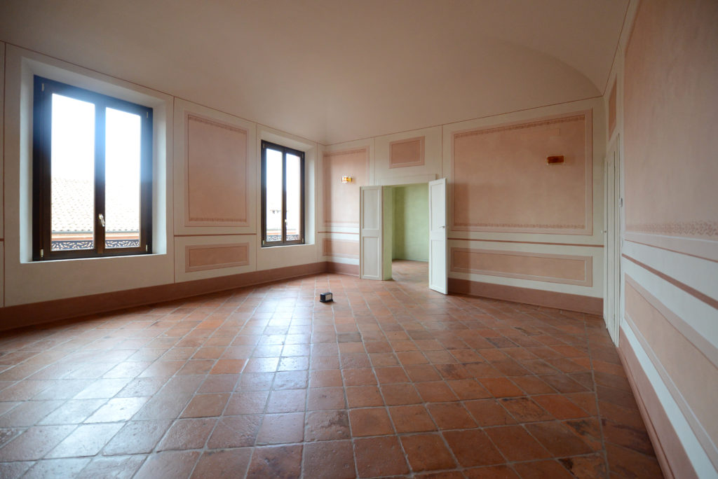 La prima menzione è andata all’intervento eseguito da Giuseppe Aiello a Palazzo Scroffa (Fe).