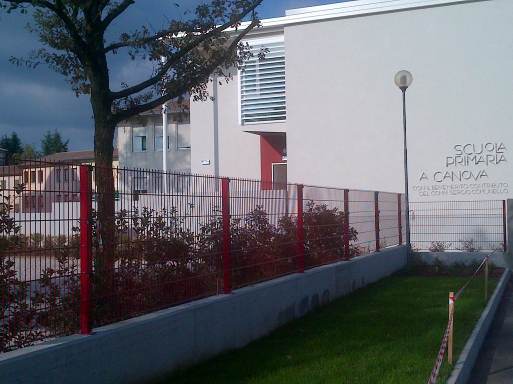 Recinzione Scuola Canova asilo nido di Roma (foto Betafence)