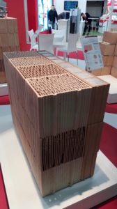 Porotherm Bio Plan 30 T - 0,09 (foto Wienerberger)