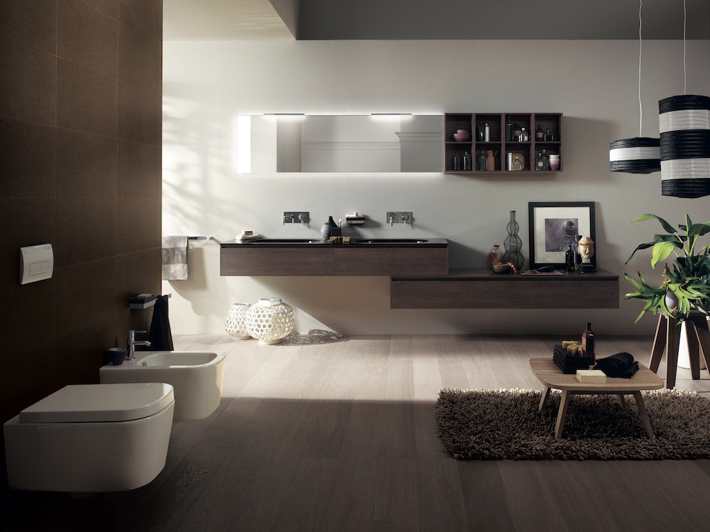 Nella foto, ambiente bagno completo, con mobili della collezione Rivo di Scavolini Bathrooms (foto Scavolini)