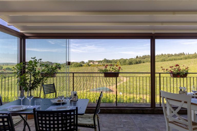 Ke Outdoor. Pergole in alluminio nel Chianti