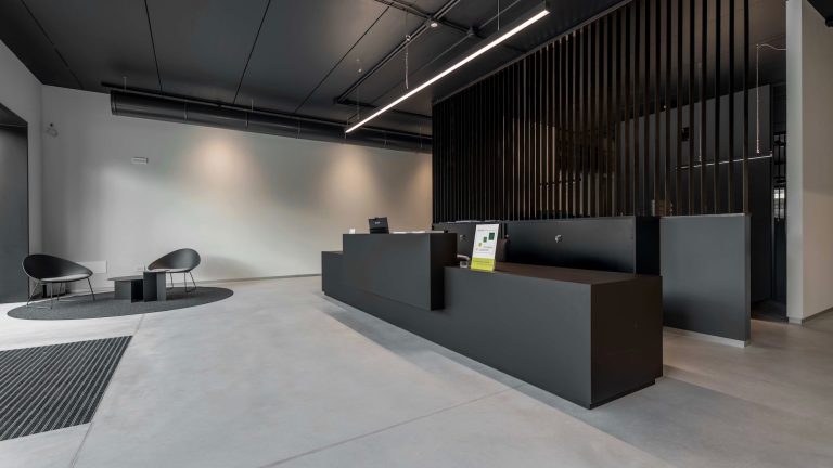 Isoplam. Tra design, rigore e funzionalità dello spazio