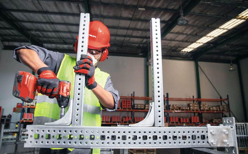 Sistema di staffaggio per supporti impiantistici Mt di Hilti