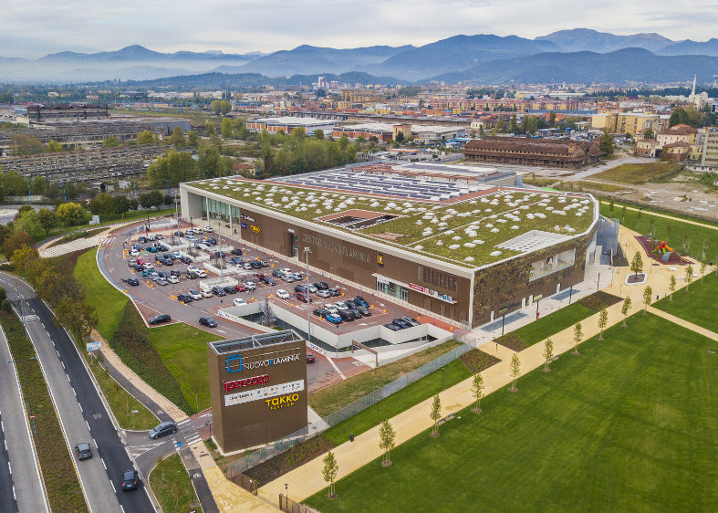 Derbigum. La copertura di un centro commerciale a Brescia