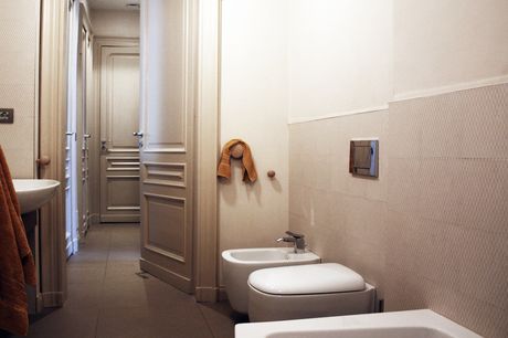 Rivestimento in Dupont Corian bianco glacier. (foto N. Kazakov per DuPont)