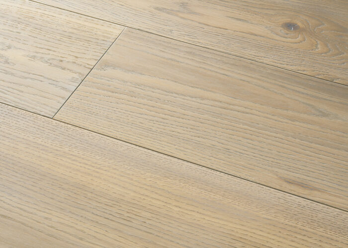 Cora╠C-Parquet_MANGO