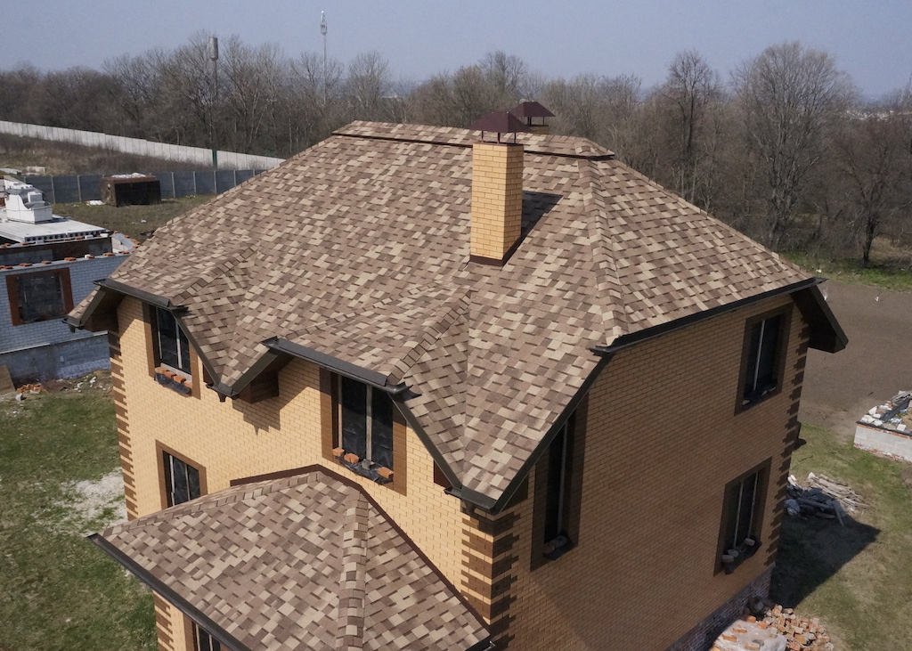 Soprema. Le Tegole Bituminose contro vento e intemperie