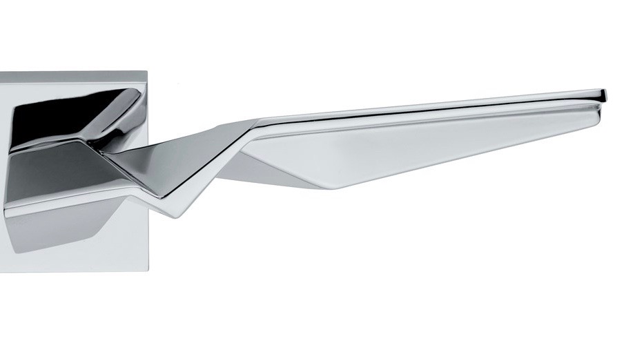 Valli&Valli. La maniglia disegnata da Zaha Hadid