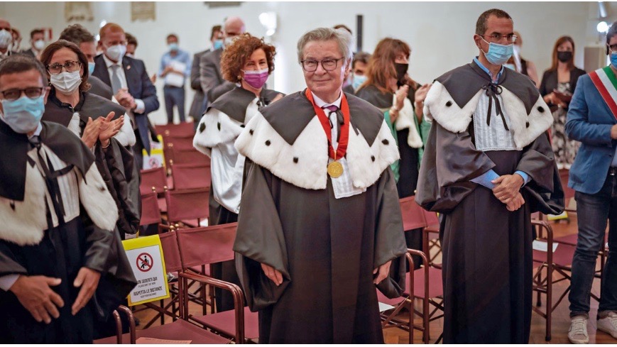 fischer. Laurea ad Honorem per il titolare e presidente Klaus Fischer