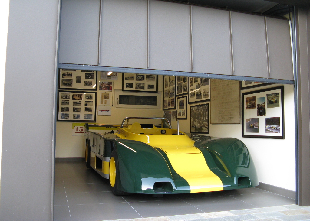 Uno scrigno in metallo firmato Hörmann per un gioiello della meccanica