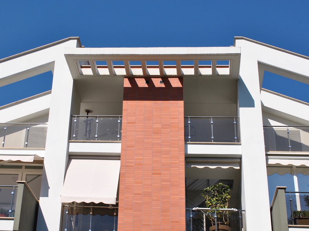 Solava. Listelli e squadre faccia a vista