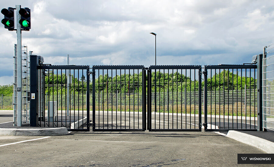 Traffic, il cancello per applicazioni industriali di Wiśniowski
