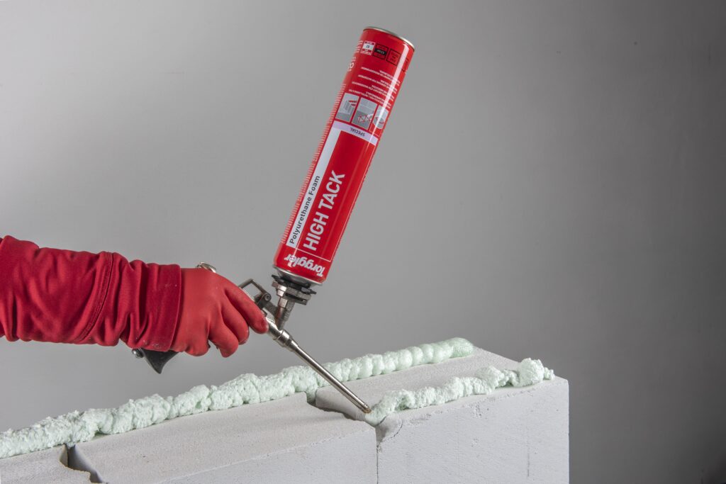 COLLANTI POLIURETANICI