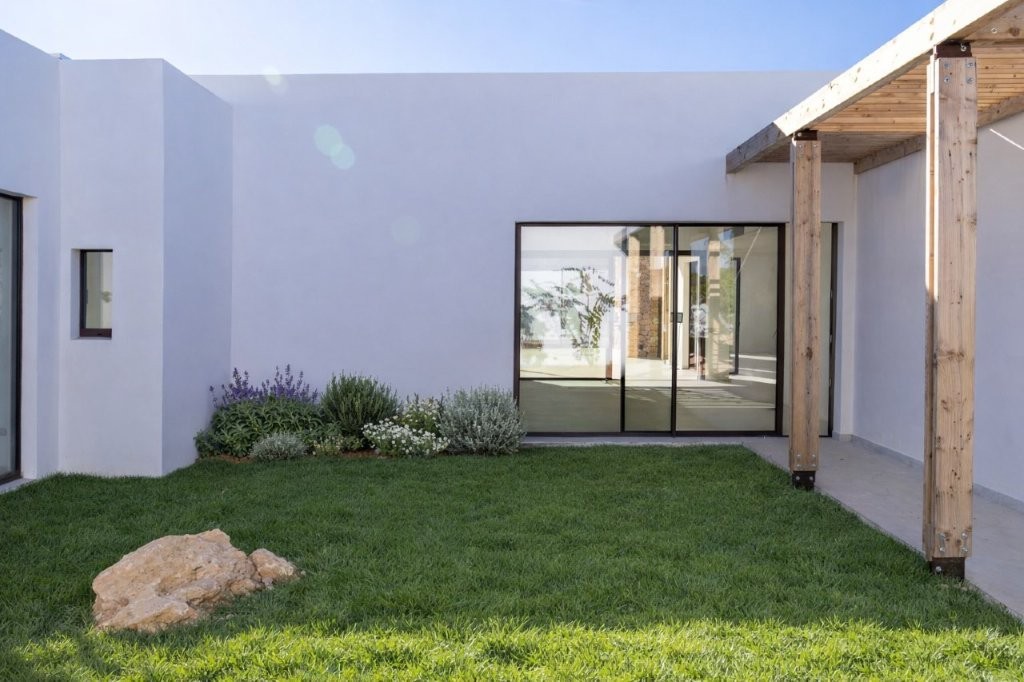 villa neutra