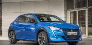 Peugeot e-208 is electric car business of 2021