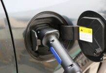 UE, mandatory labelling for electric charge sockets