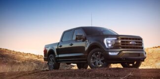 Double four-wheel drive e-motor with 9.6 kW of power