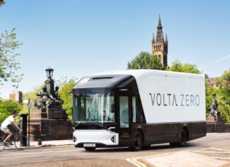 First purpose-built full-electric 16-tonne commercial vehicle