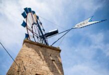 Mallorca, e-motor for windmill converted into a wind farm