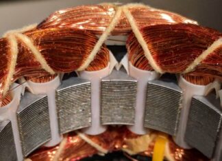 The influence of rotors bar form on SPIM performance