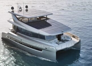 Here is the yacht Sense 62