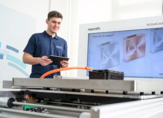 Automated plant for the disposal of batteries