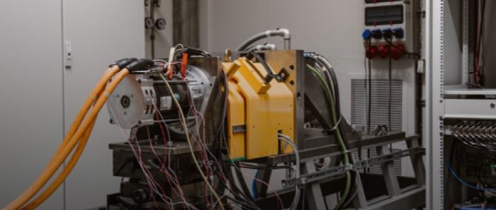 Test benches, integration of sensors into the measuring system