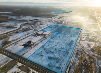 GM made a millionaire deal for Canadian Graphite