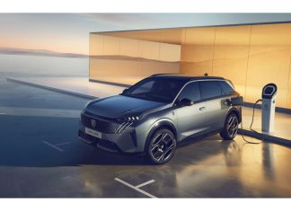New electric SUV by Peugeot: 7 places and big range